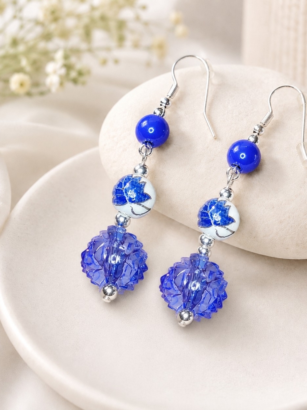 Blue White Beaded Dangle Earrings Chinoiserie Style Acrylic Drop Earrings 3 Inch